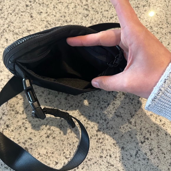 Lululemon Bag - Picture 4 of 5